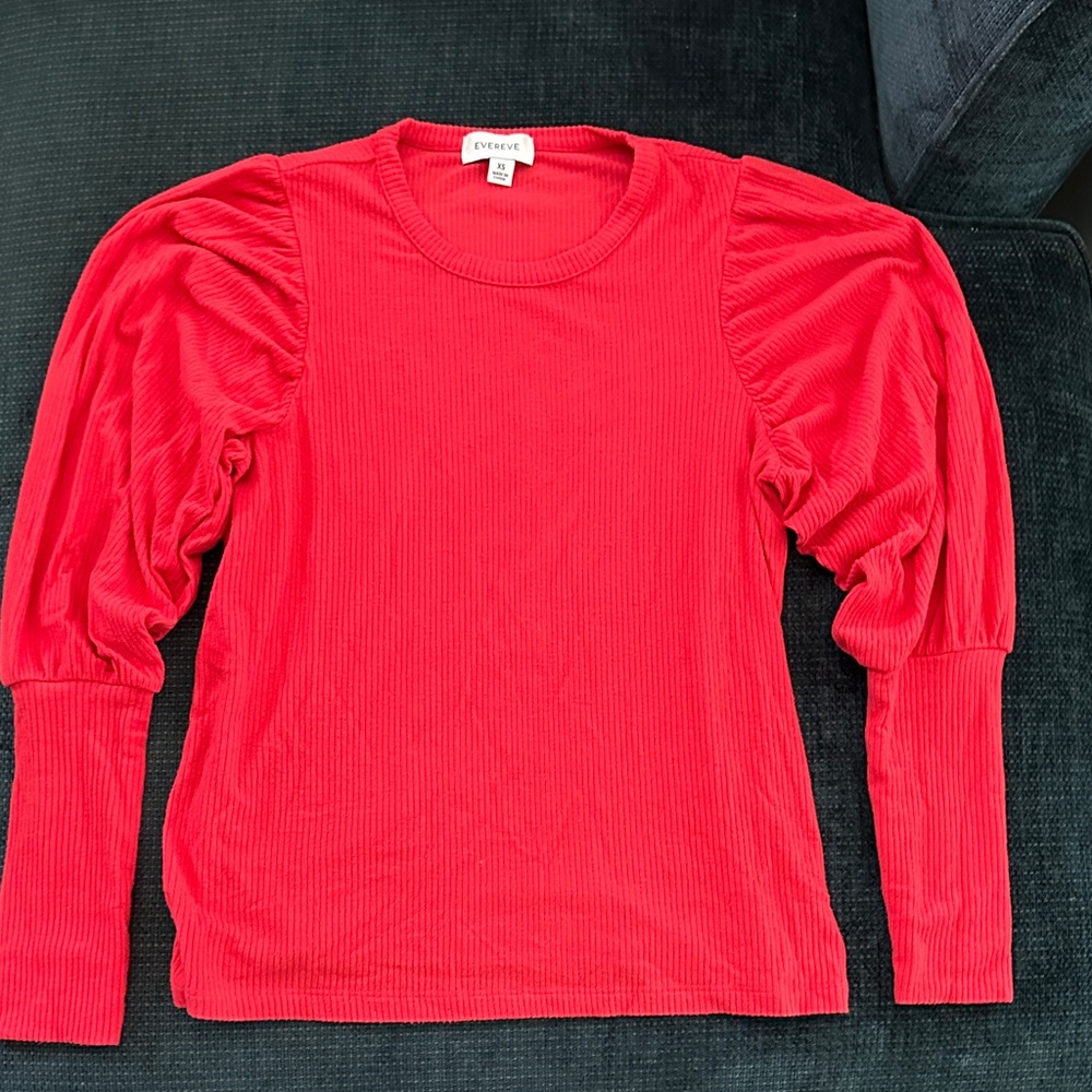 Evereve Scarlet Ribbed Top